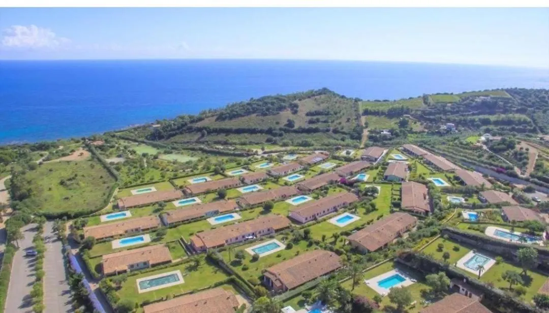 Villa Agasi Piscina E Vista Mare Marina di Gairo 0*,  Italia